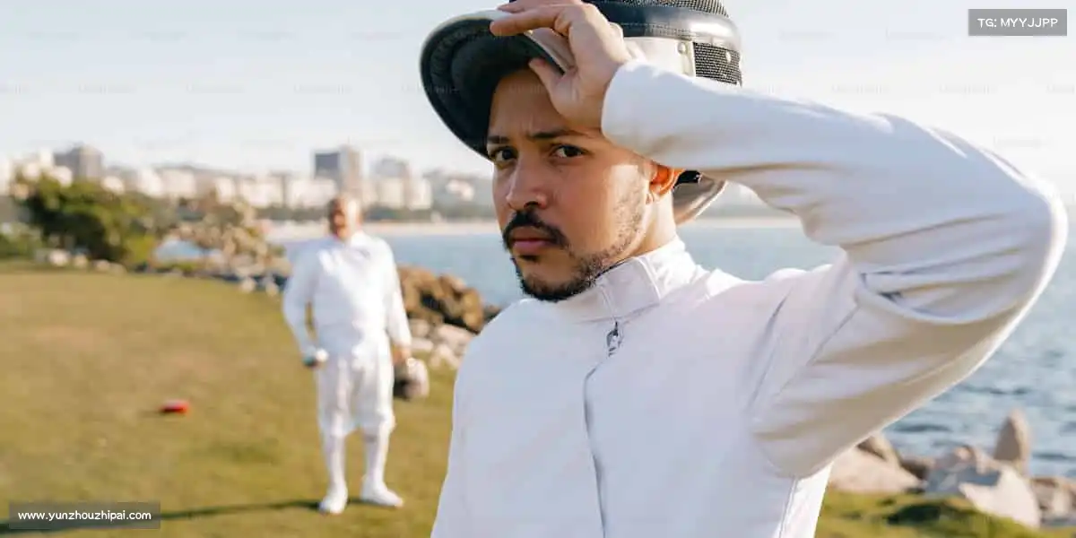 华体会官方穿上跑鞋，世界都是你的健身房！🏃